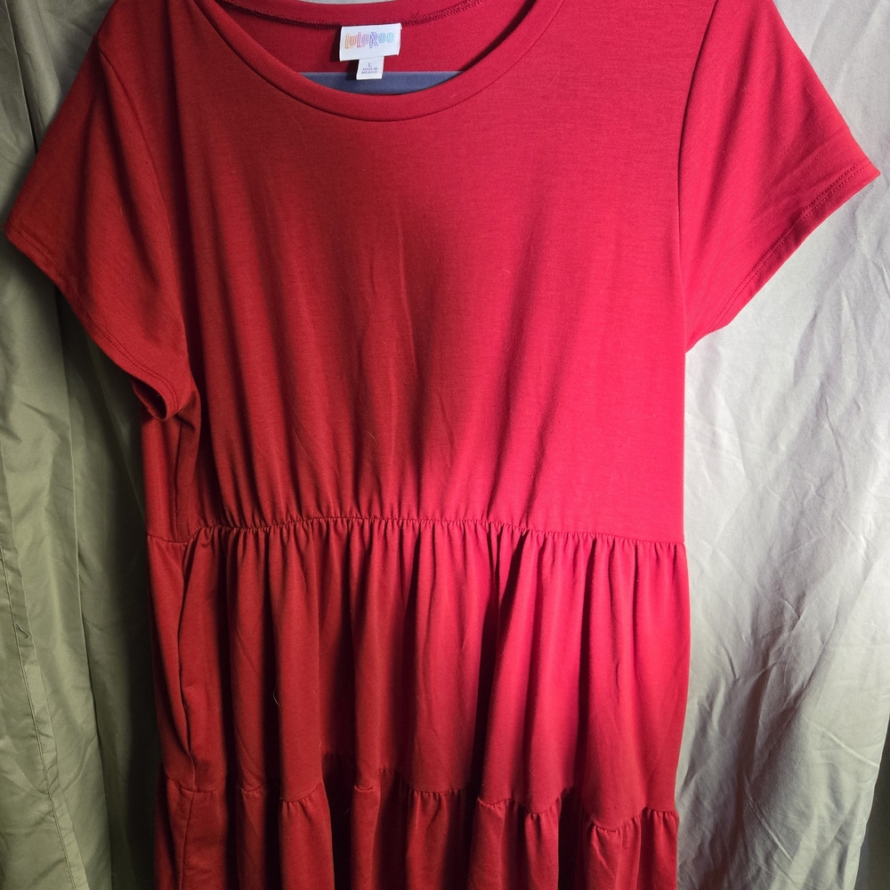 LuLaRoe Classic Red Top
